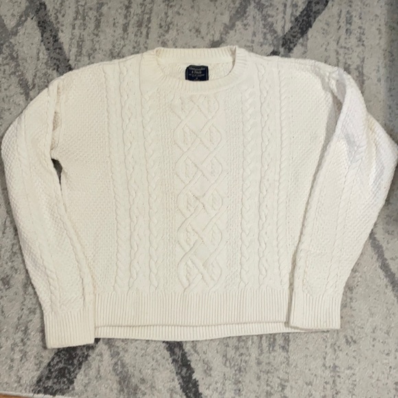 Abercrombie & Fitch Sweaters - Abercrombie & Fitch Knitted Sweater size M